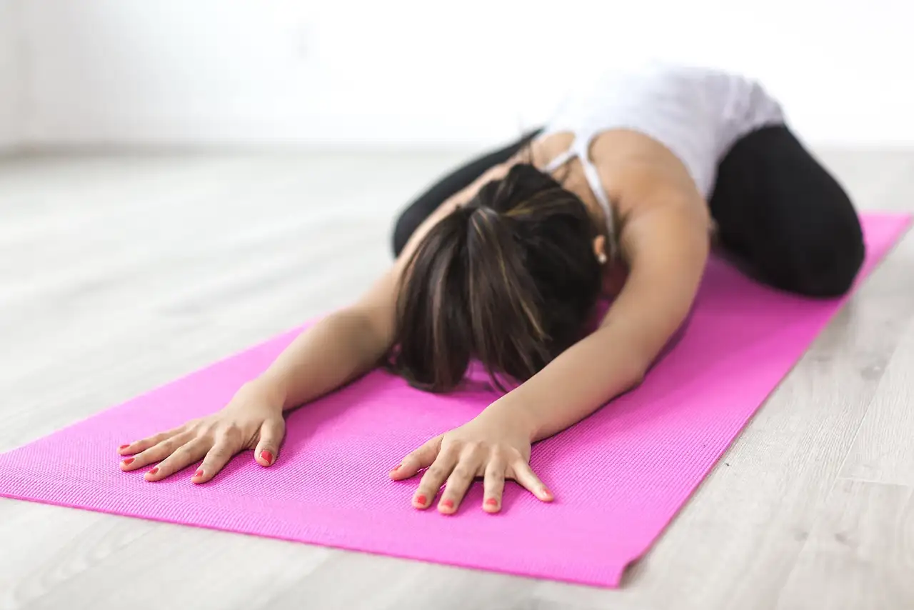 Hot Yoga: Mehr Flexibilität und Wohlbefinden